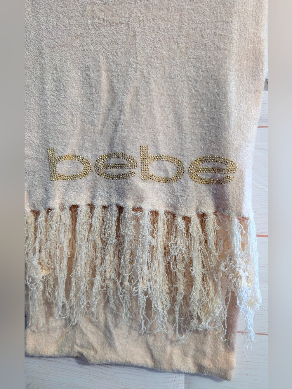 bebe Light 🍑 Peach Knit Fringe Scarf with Gold Bling Logo Accent - Picture 2 of 8